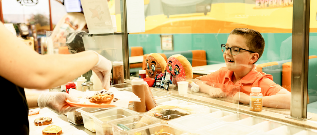 Desert-Donuts-Boy-Watching-Donuts-Being-Made-copy